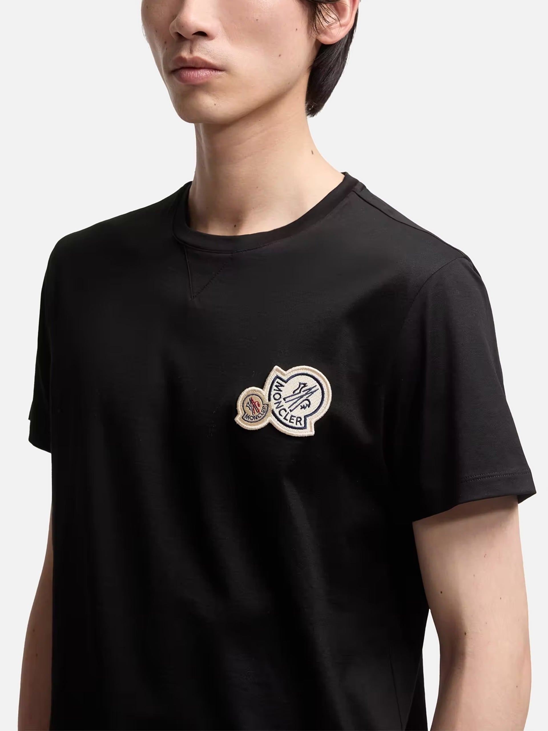 MONCLER - T-Shirt mit doppeltem Logo für Herren