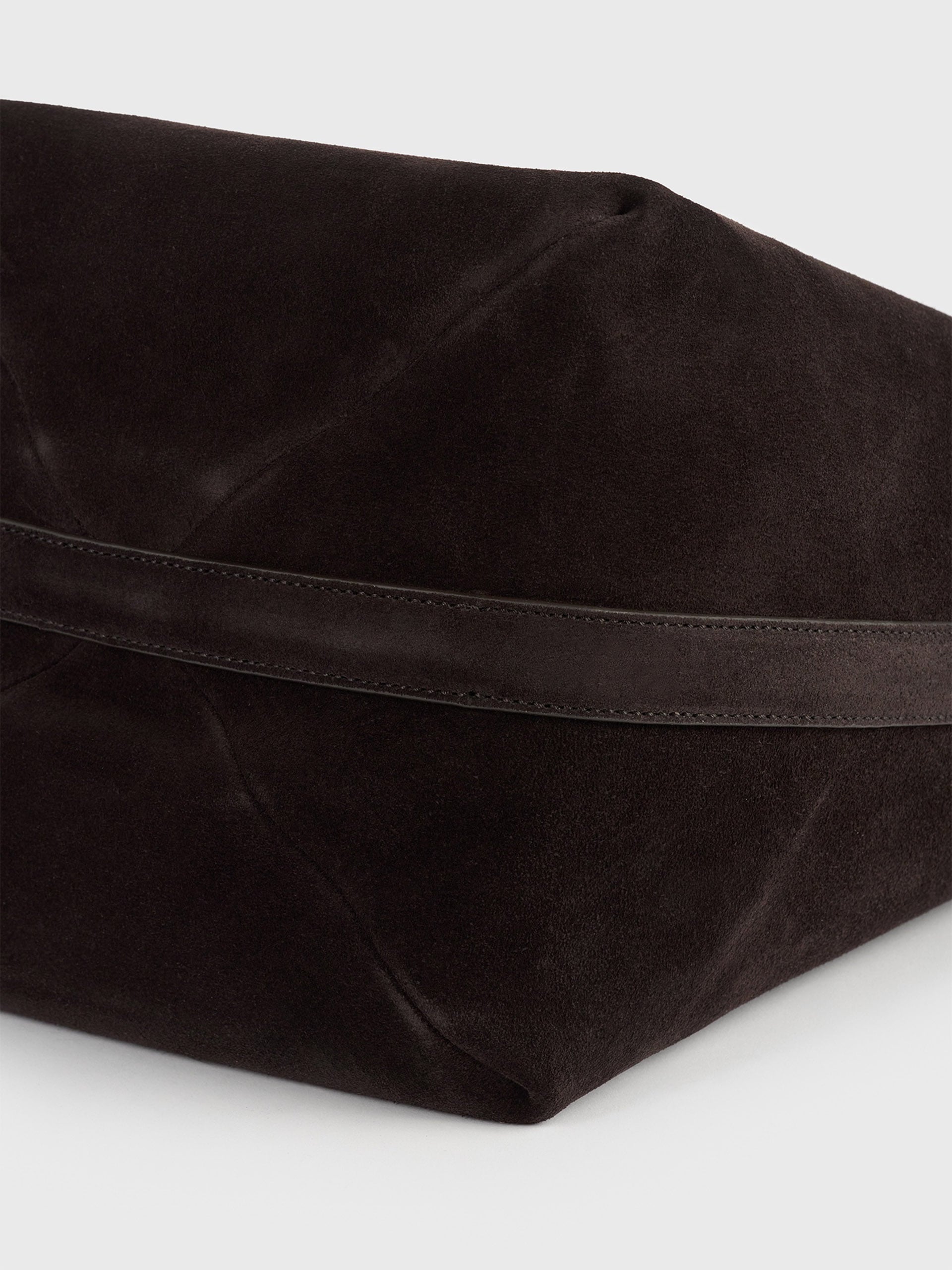 TOTEME - Tote Bag Belted Medium aus Veloursleder