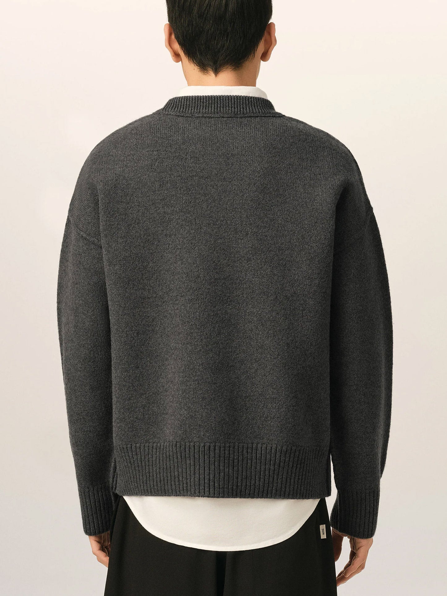 Ami Paris – Rundhalspullover Ami De Coeur aus Merinowolle Dunkelgrau - Dark Grey