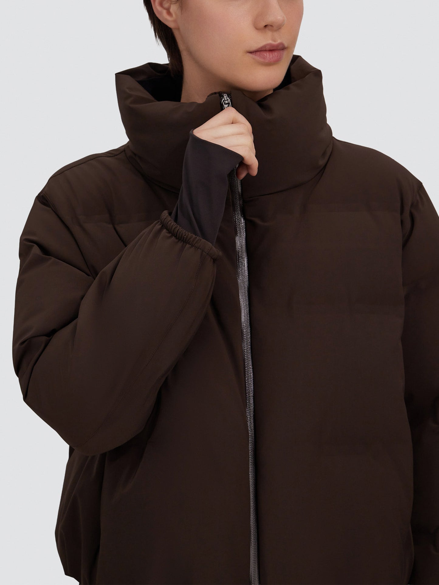 Herno – Kurze Daunenjacke mit Stehkragen für Damen in Dunkelbraun - Dark Brown