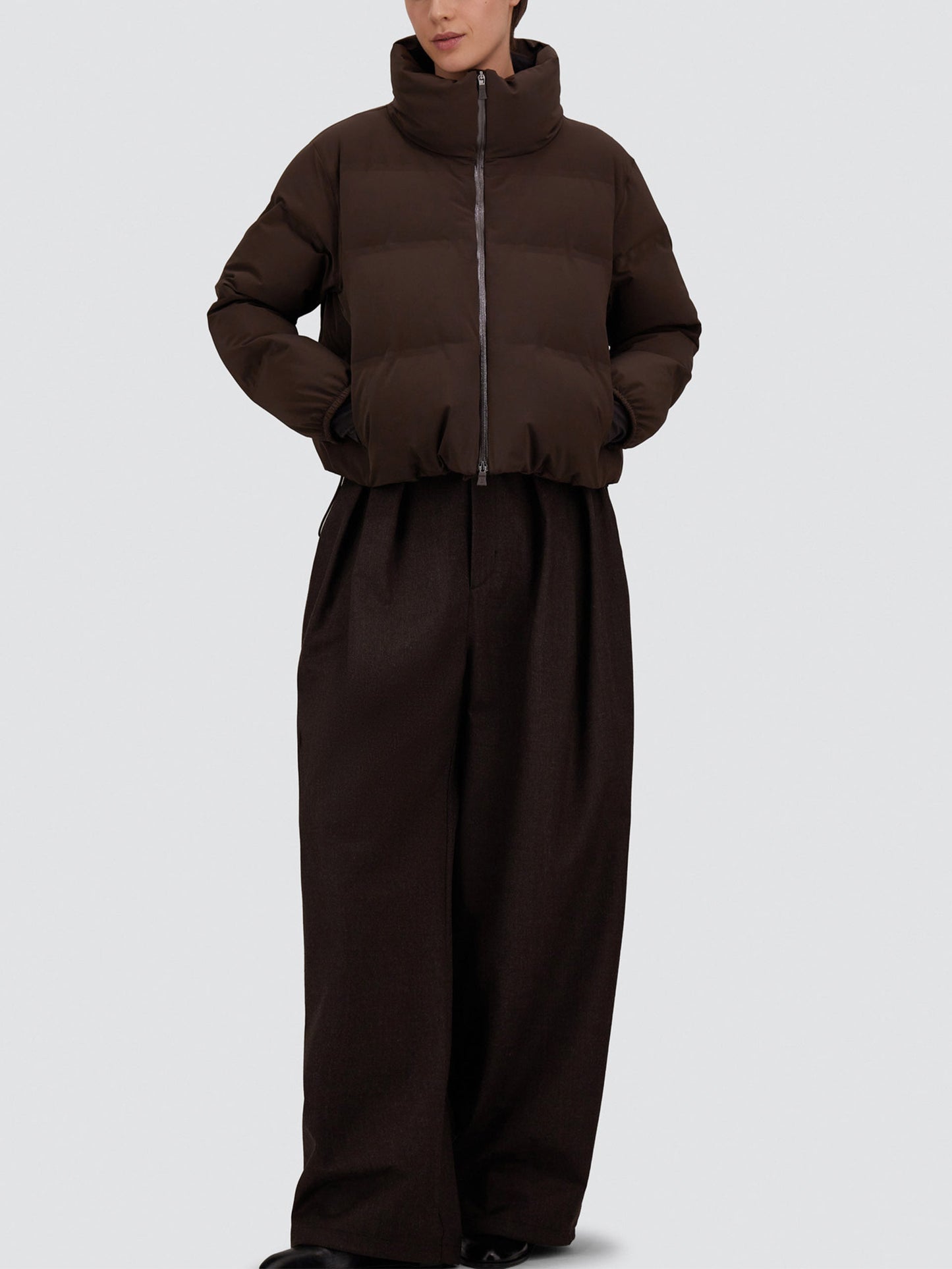 Herno – Kurze Daunenjacke mit Stehkragen für Damen in Dunkelbraun - Dark Brown