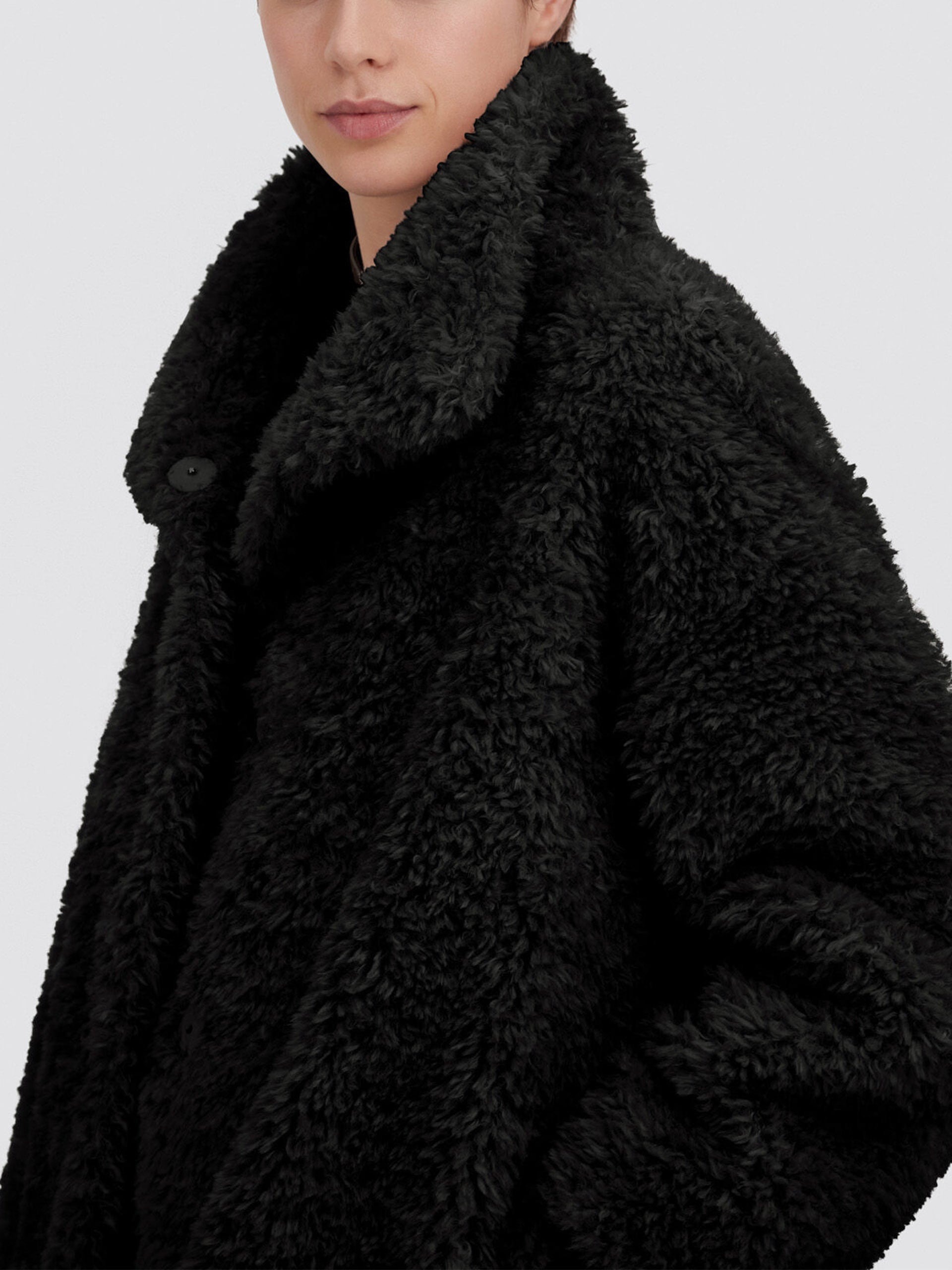 HERNO - Kurze Teddy-Jacke aus Kunstpelz für Damen