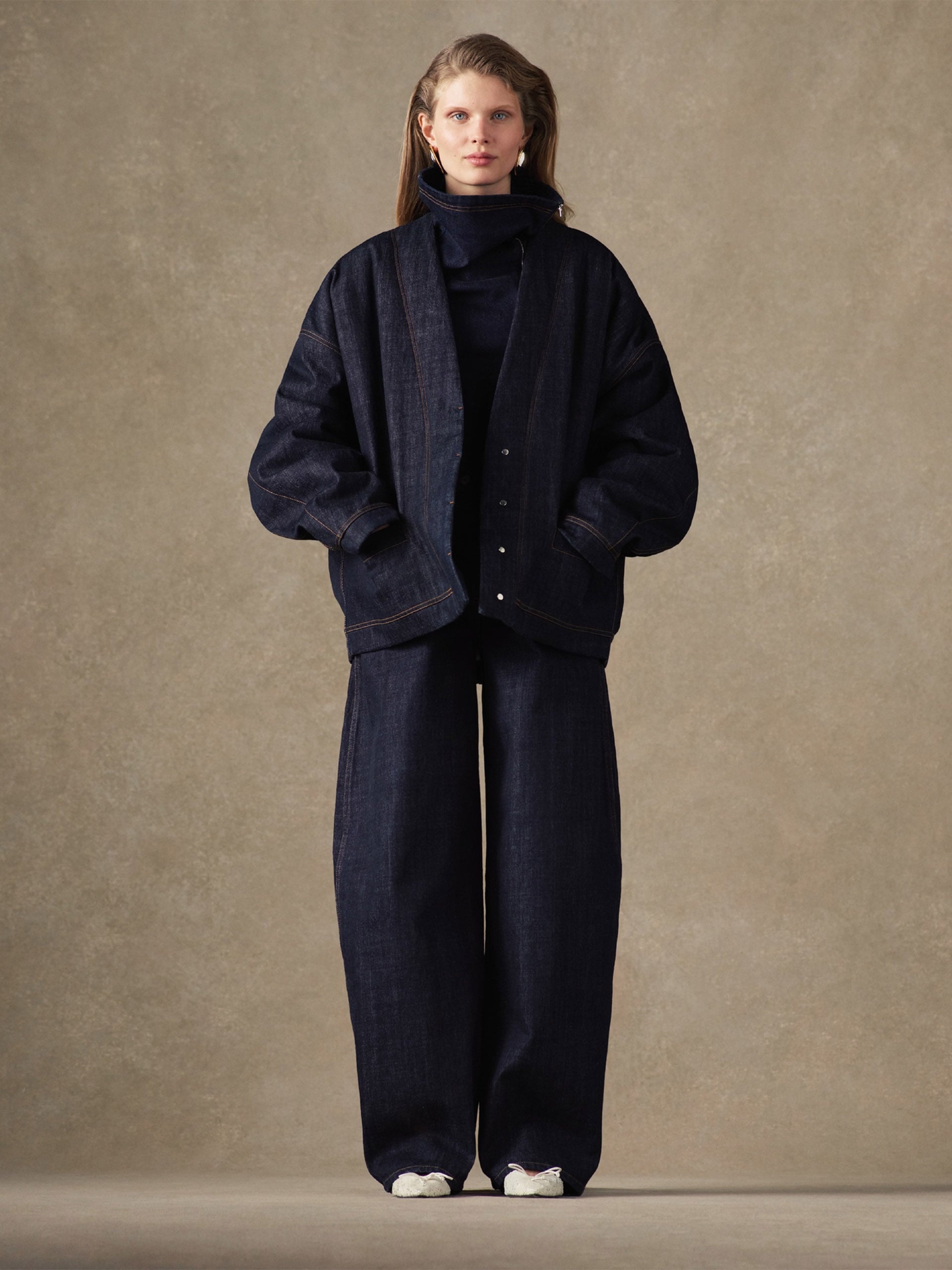 Jacquemus High-Rise Barrel-Jeans Ovalo für Damen Dunkelblau