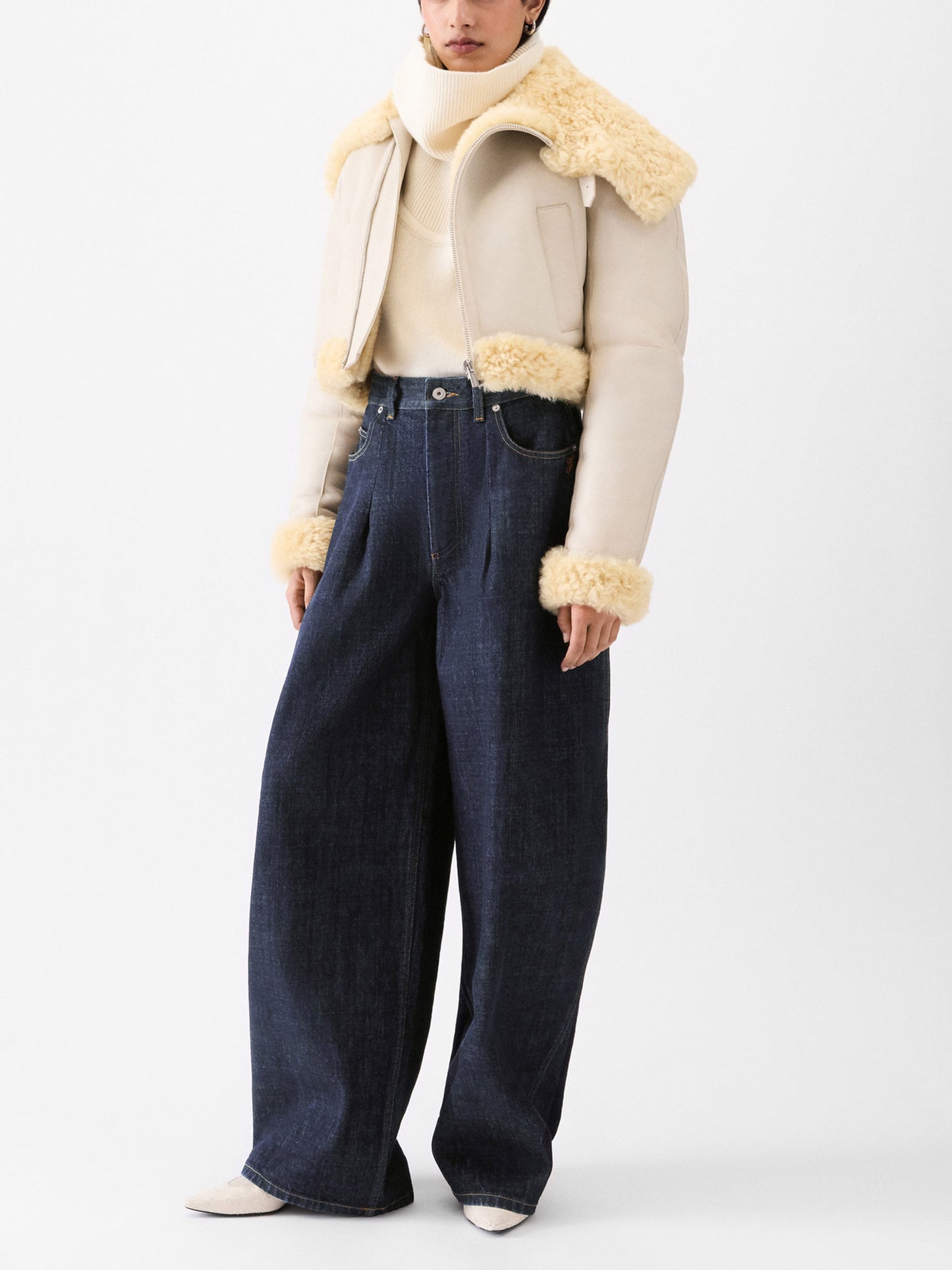 Jacquemus High-Rise Barrel-Jeans Ovalo für Damen Dunkelblau