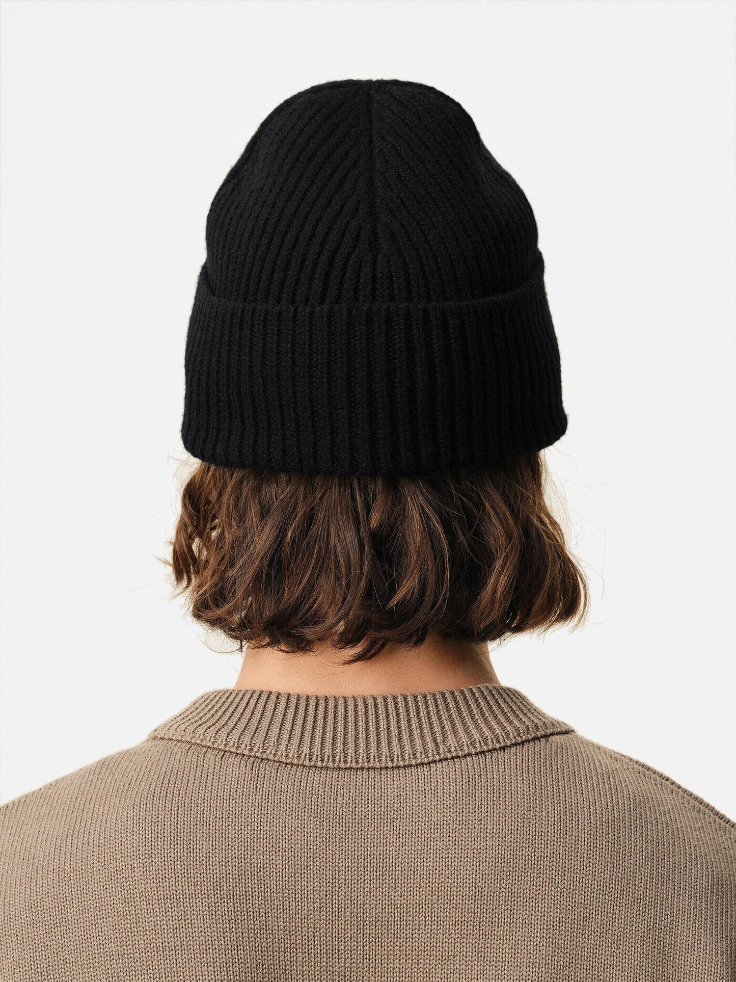 Ami Paris – Beanie mit rotem Ami De Coeur Logo aus Merinowolle Schwarz / Rot - Black / Red