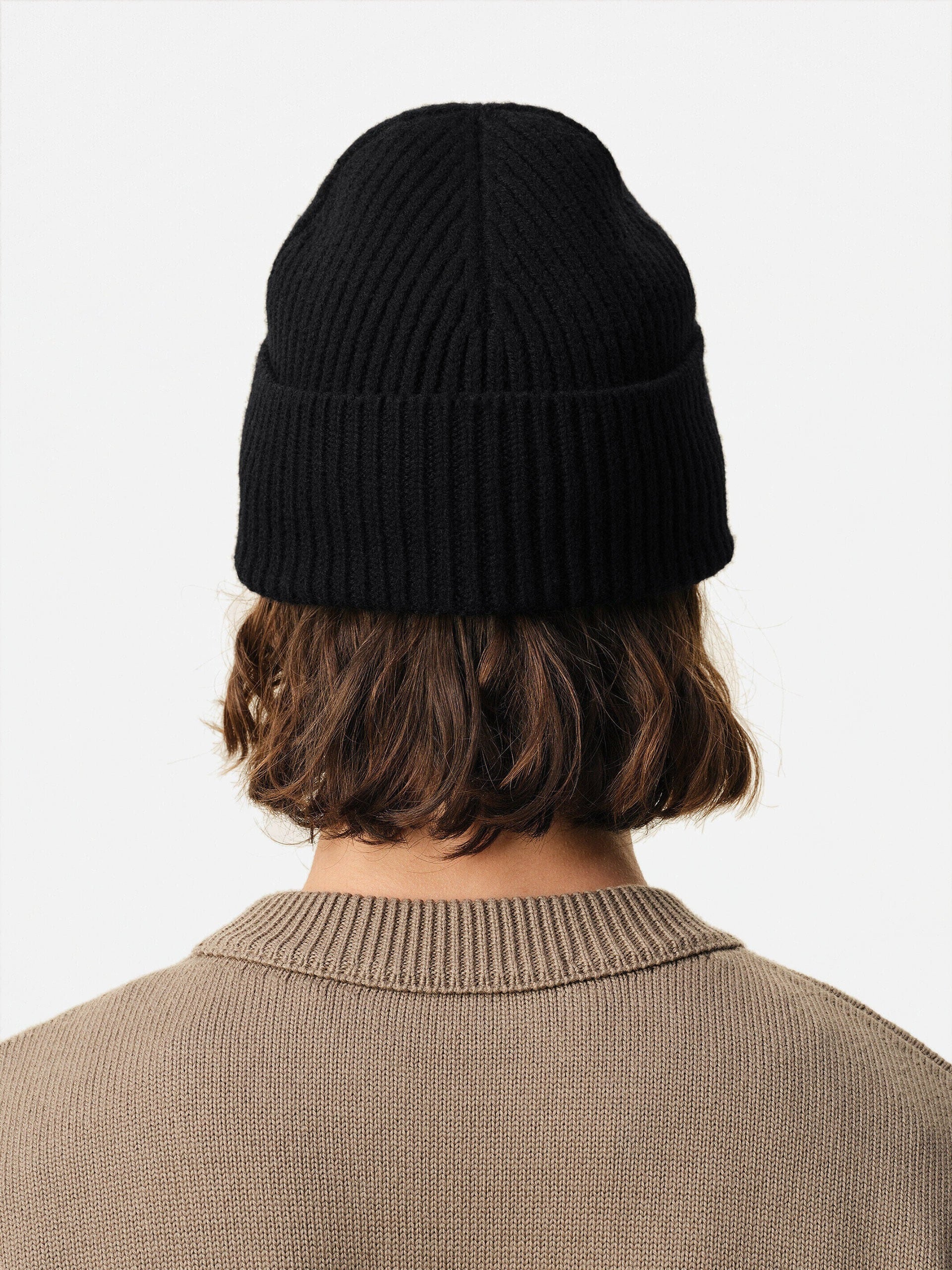 Ami Paris – Beanie mit rotem Ami De Coeur Logo aus Merinowolle Schwarz / Rot - Black / Red