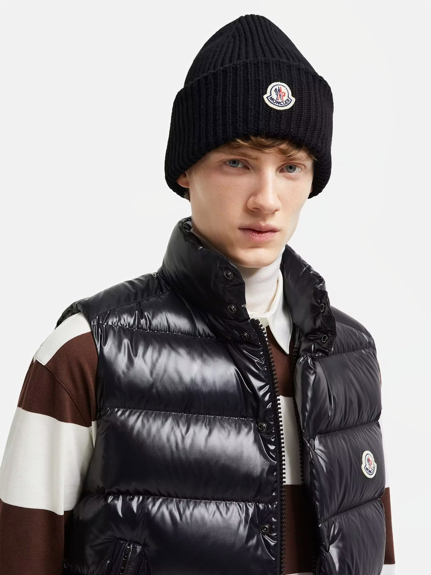 Moncler Mütze aus Wolle und Kaschmir mit Logo Dunkelbraun