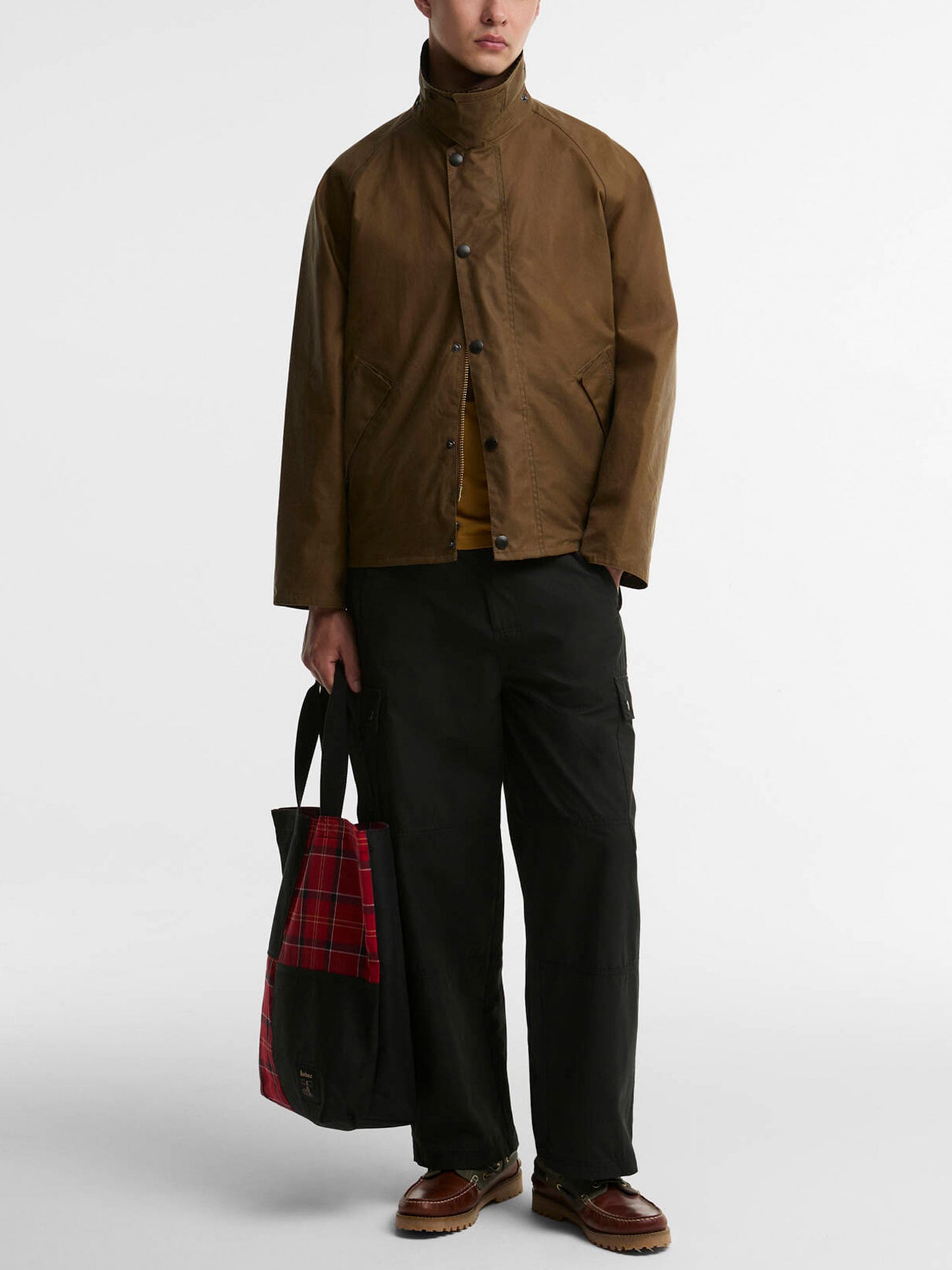 Barbour Wachsjacke OS Transport mit Cordkragen Braun