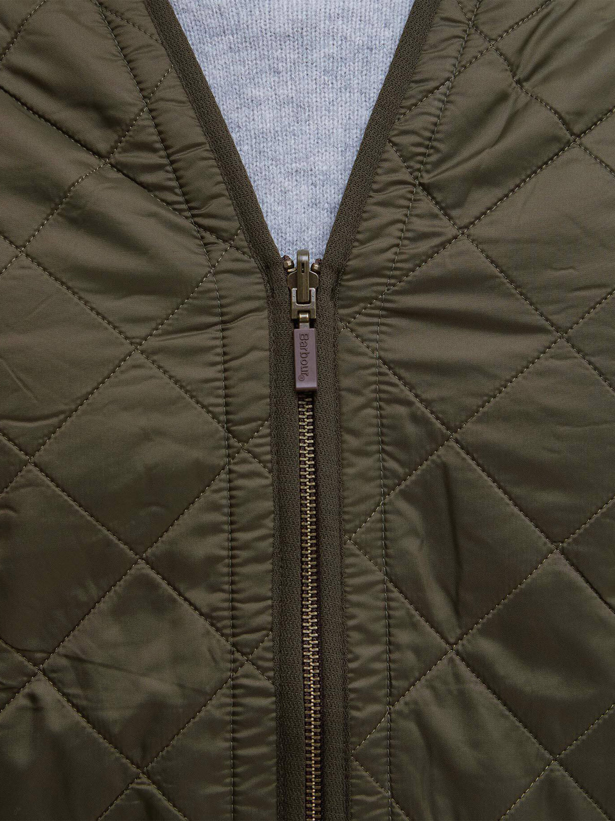 Barbour Steppweste Polarquilt Zip-In mit Fleecefutter Olivgrün
