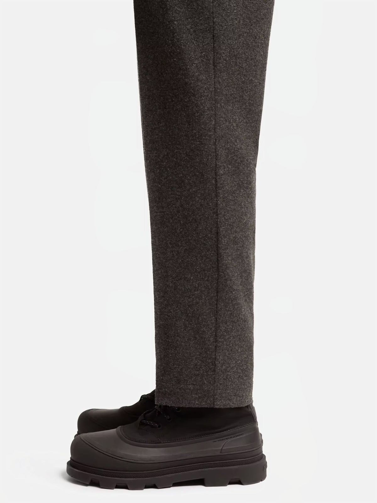 Moncler Flanellhose mit Leder-Logo für Herren Dunkelgrau