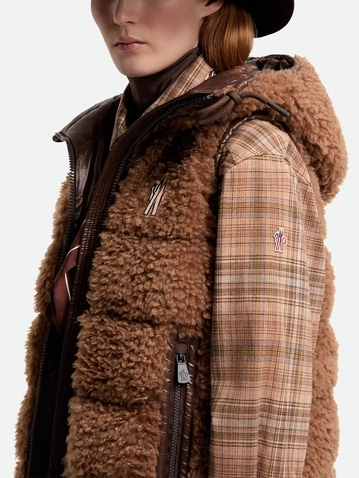 Moncler Grenoble – Teddy-Daunenweste mit Kapuze für Damen Braun - Brown