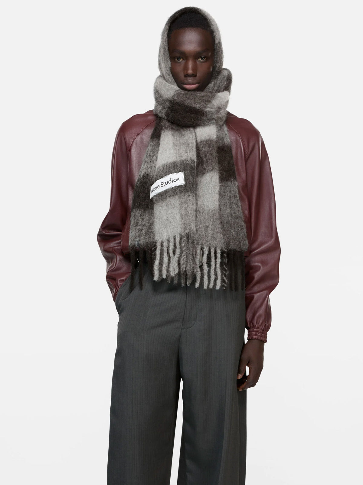 Acne Studios – Karierter Mohair-Schal mit Logo Grau/Schwarz - Grey/Black