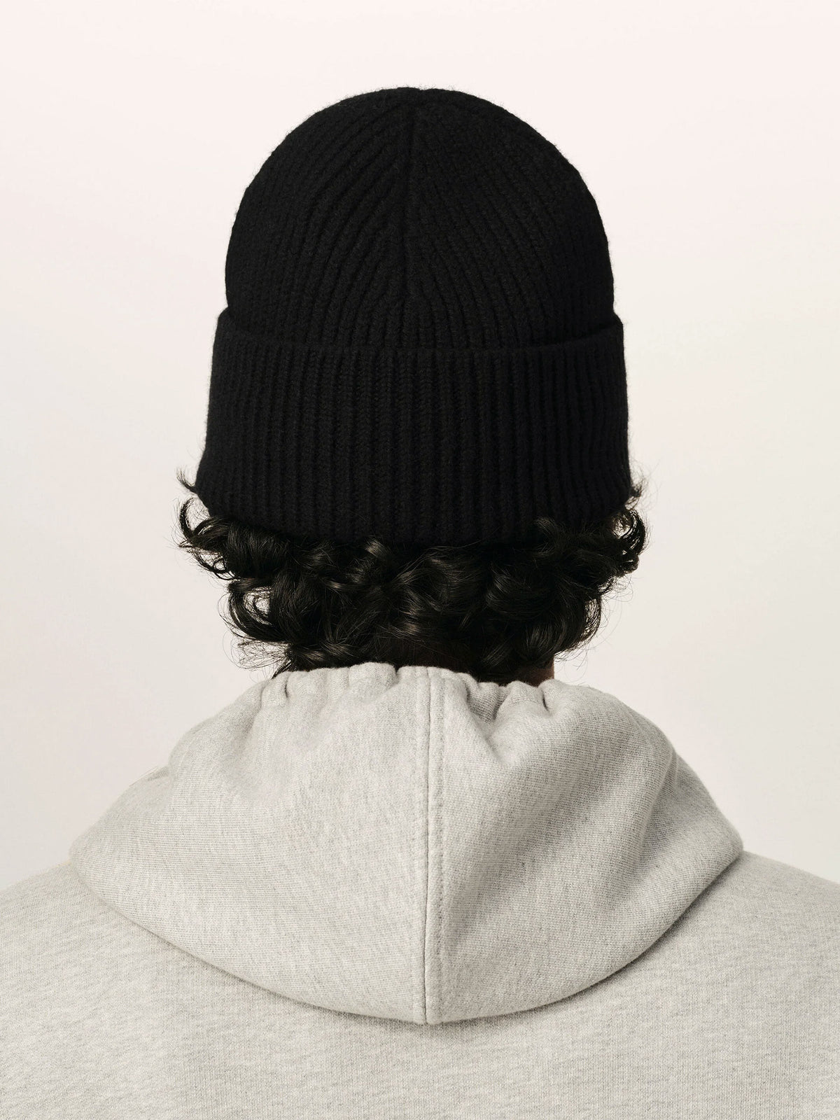 Ami Paris – Mütze aus Wolle mit Ami De Coeur Logo Schwarz/Weiß - Black/White