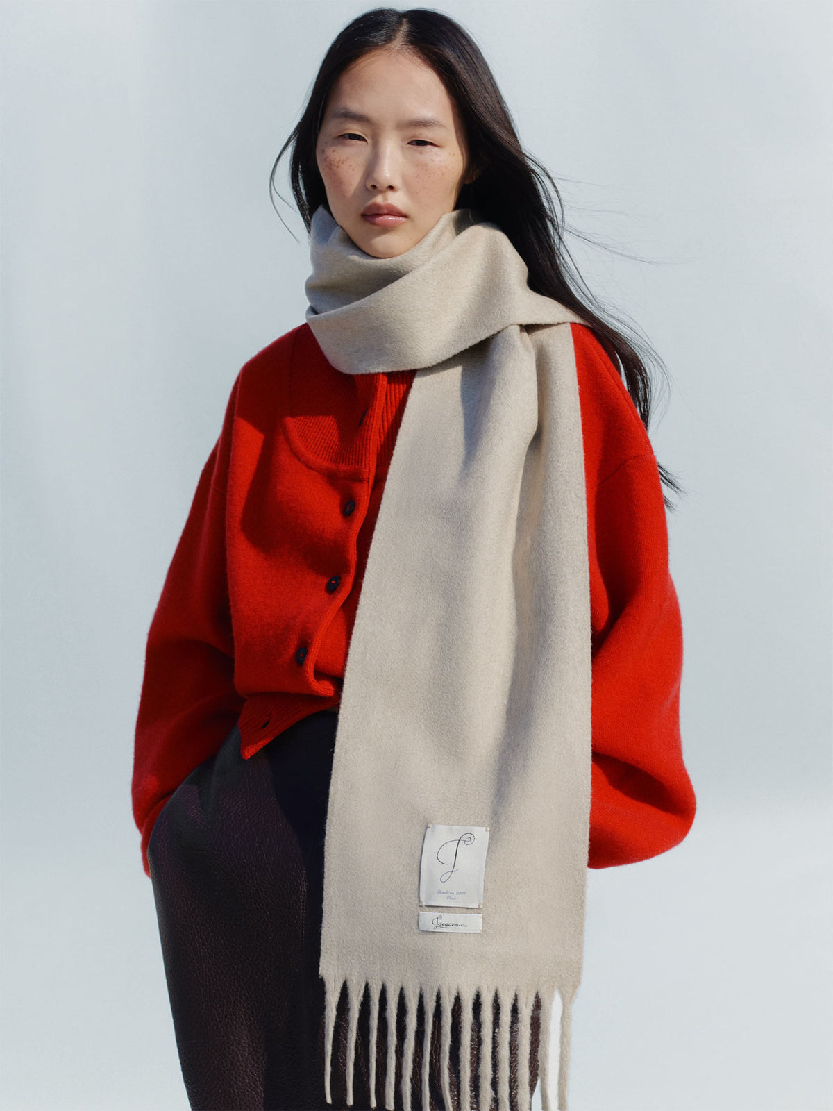 Jacquemus Schal Cavallo aus Wolle und Kaschmir Hellbeige