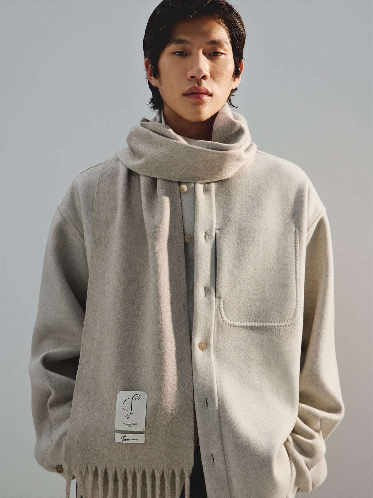 Jacquemus Schal Cavallo aus Wolle und Kaschmir Hellbeige
