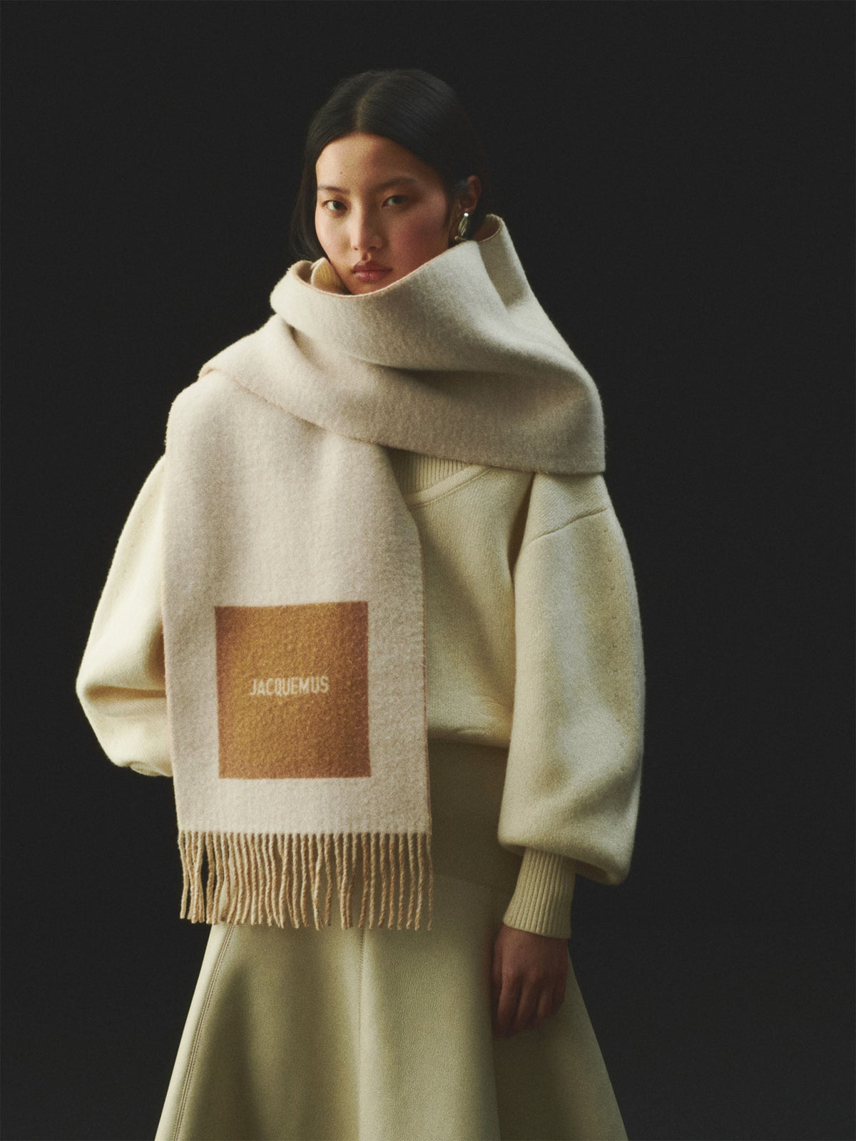 Jacquemus – Schal Rond Carré aus Wolle mit Logo Beige-Multi