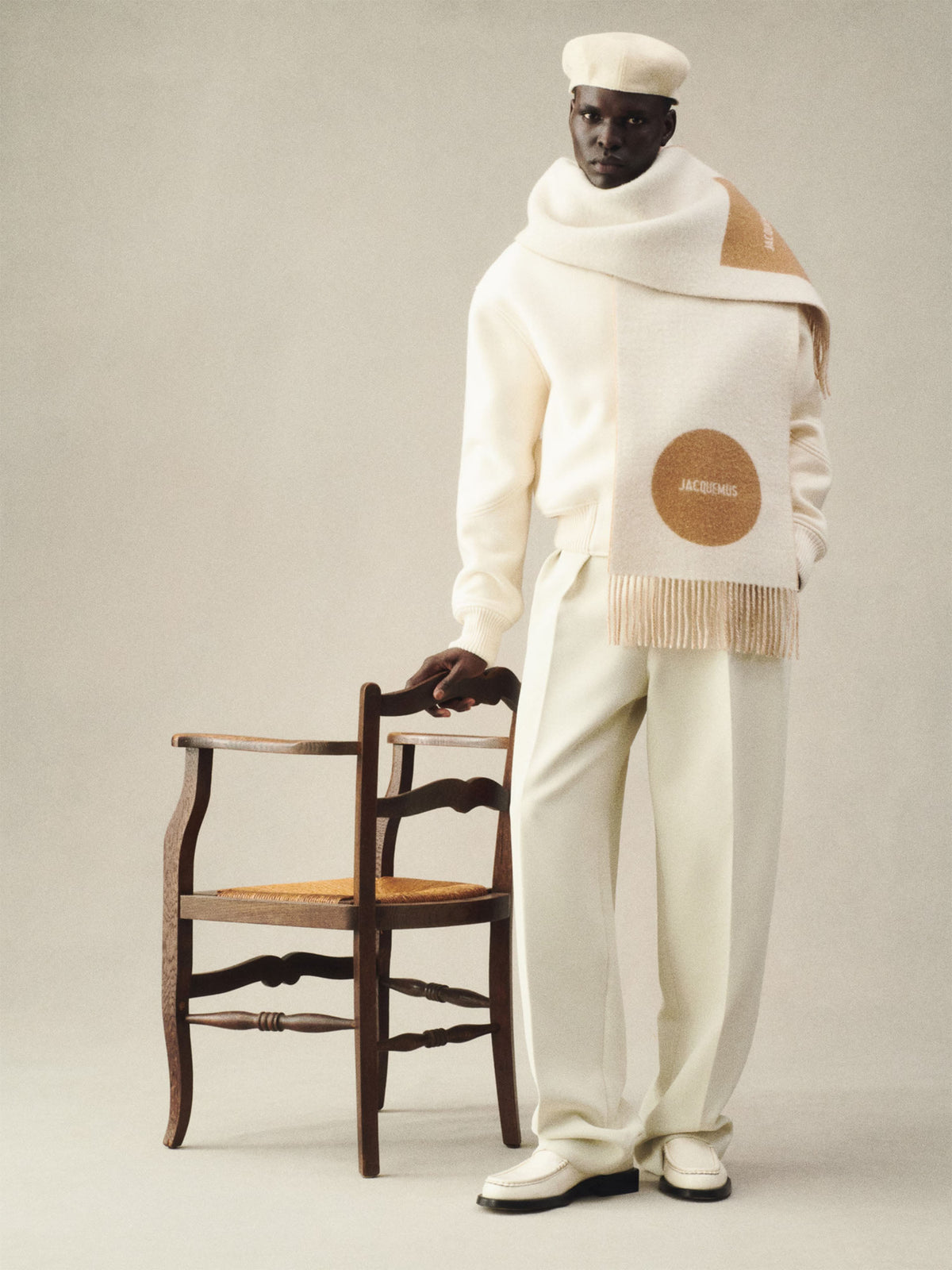 Jacquemus – Schal Rond Carré aus Wolle mit Logo Beige-Multi
