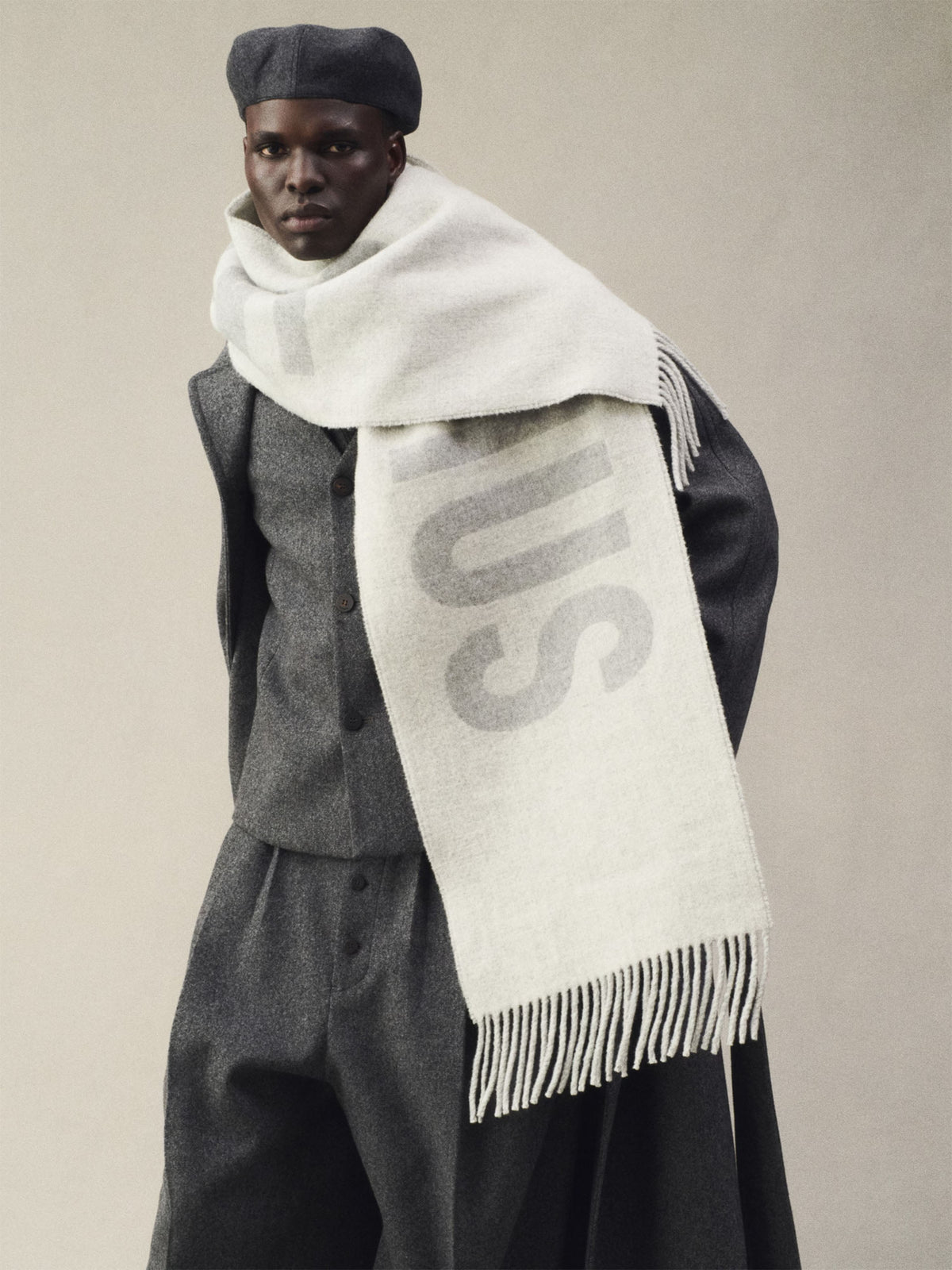 Jacquemus – Schal Jacquemus aus Wolle mit Logo Hellgrau - Light Grey