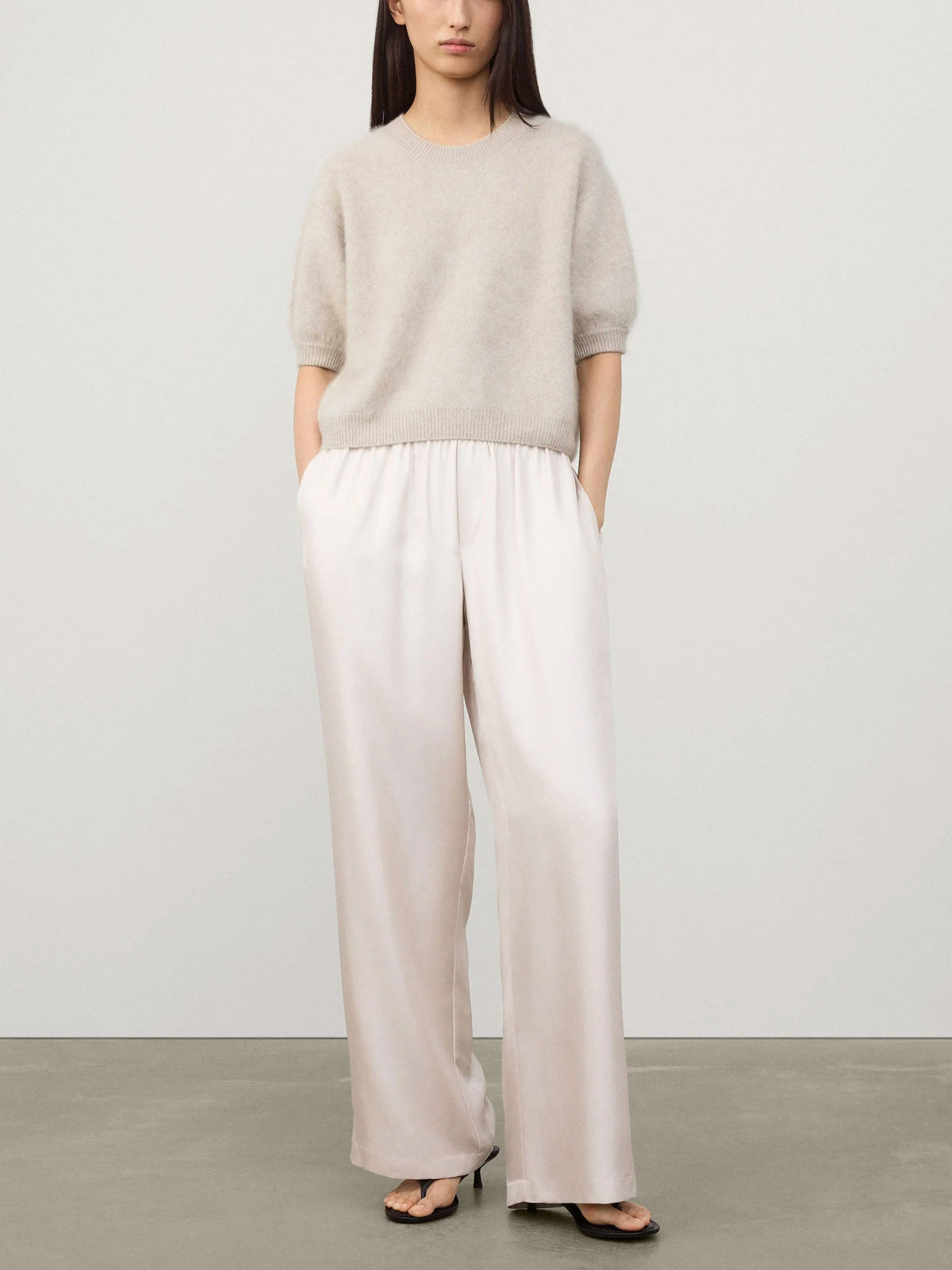 Lisa Yang – Kurzarm-Pullover Juniper aus Kaschmir für Damen Sand Beige