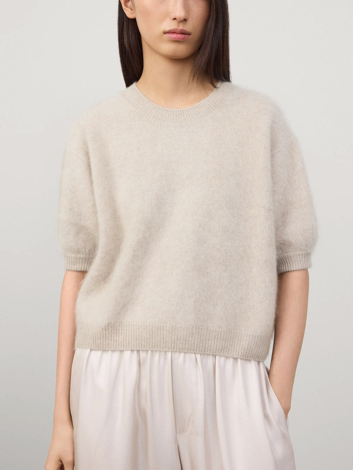 Lisa Yang – Kurzarm-Pullover Juniper aus Kaschmir für Damen Sand Beige