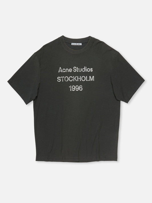 Acne Studios - 1996 Sprayed Logo T-Shirt aus Baumwolljersey Faded Black - Schwarz 1