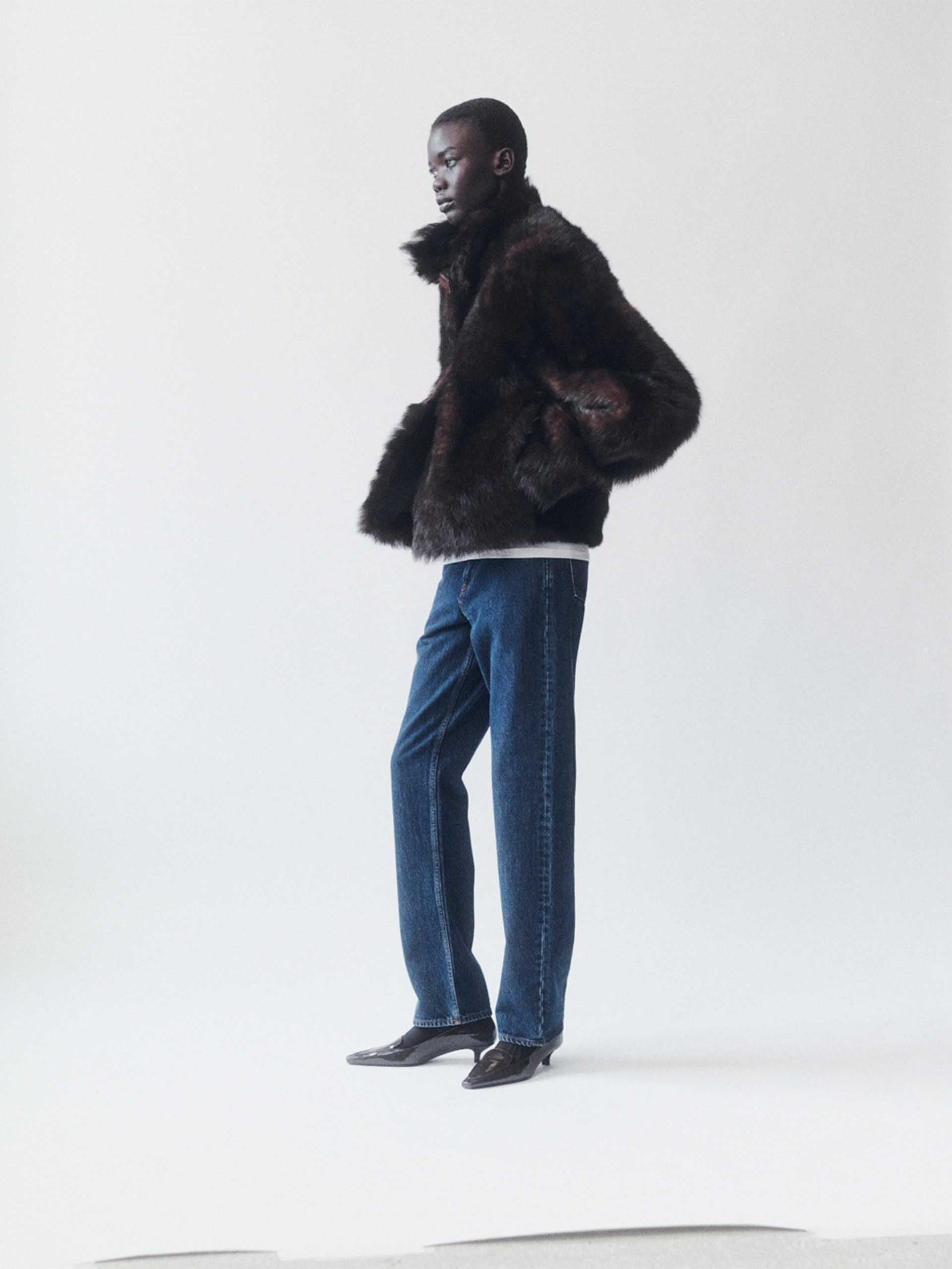 TOTEME - Shearling-Jacke für Damen - Silky Shearling Jacket in Braun - Brown