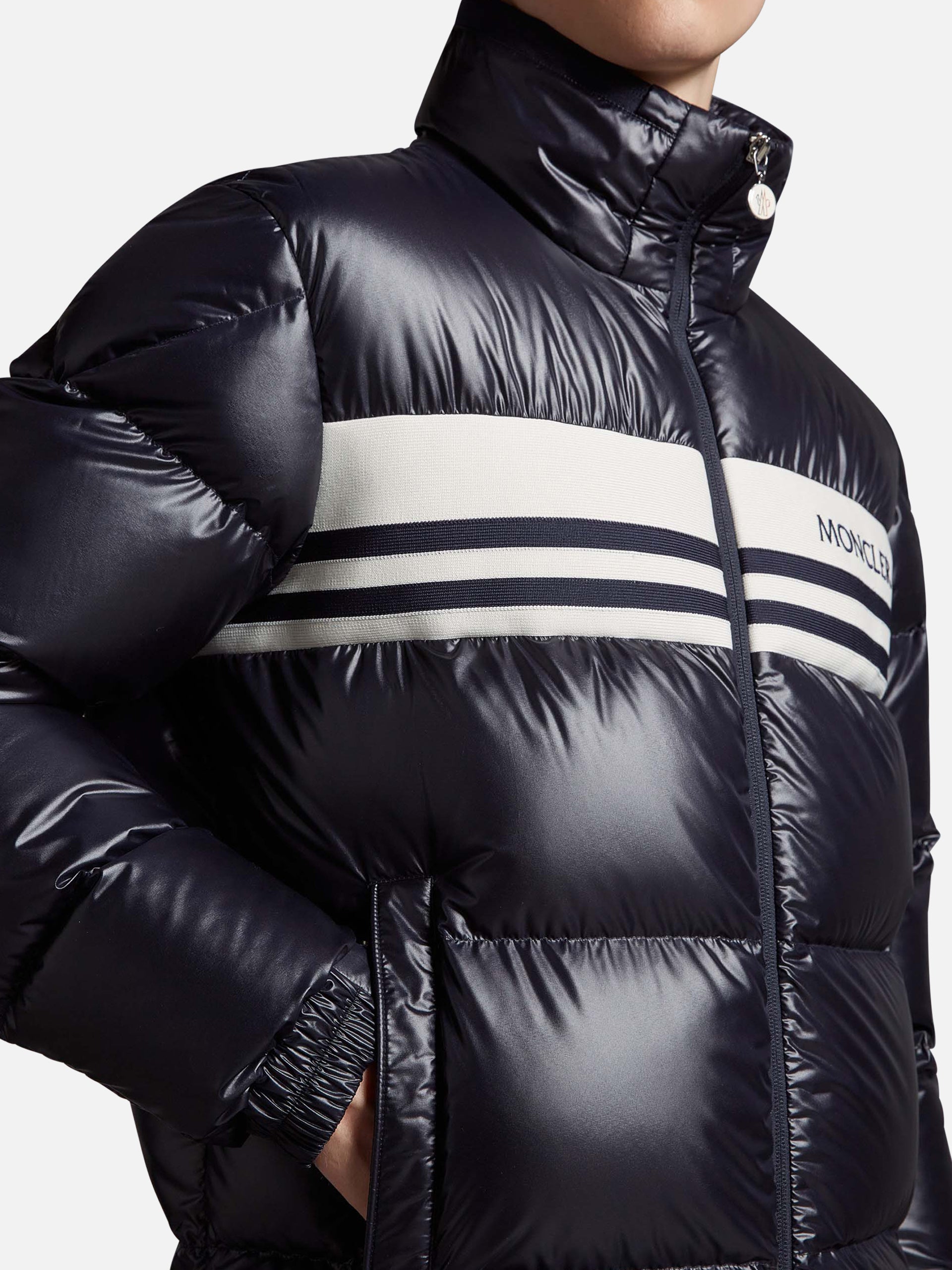 MONCLER - Daunenjacke Skarstind