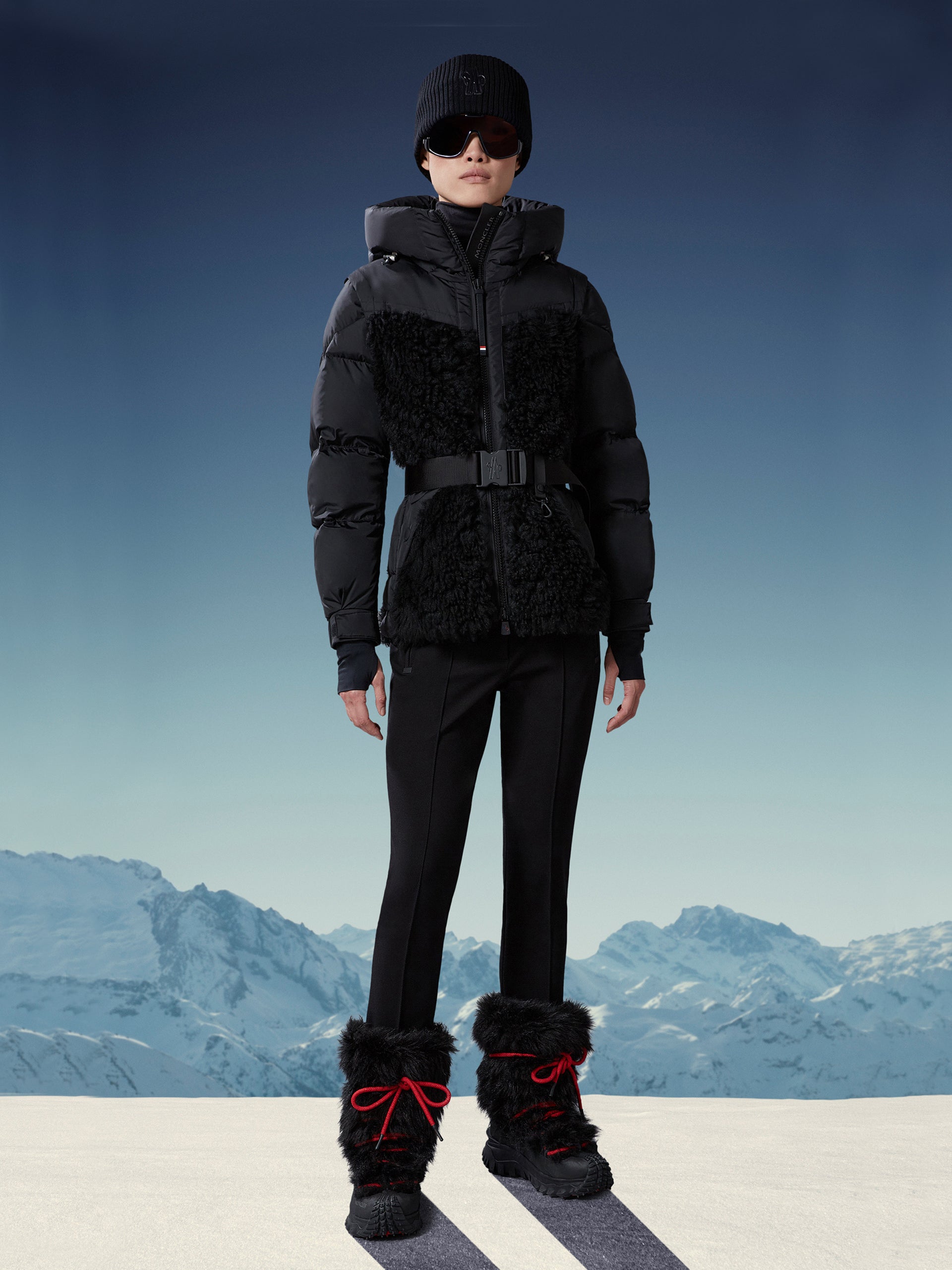 MONCLER GRENOBLE - Daunenjacke mit Shearling Bellecote