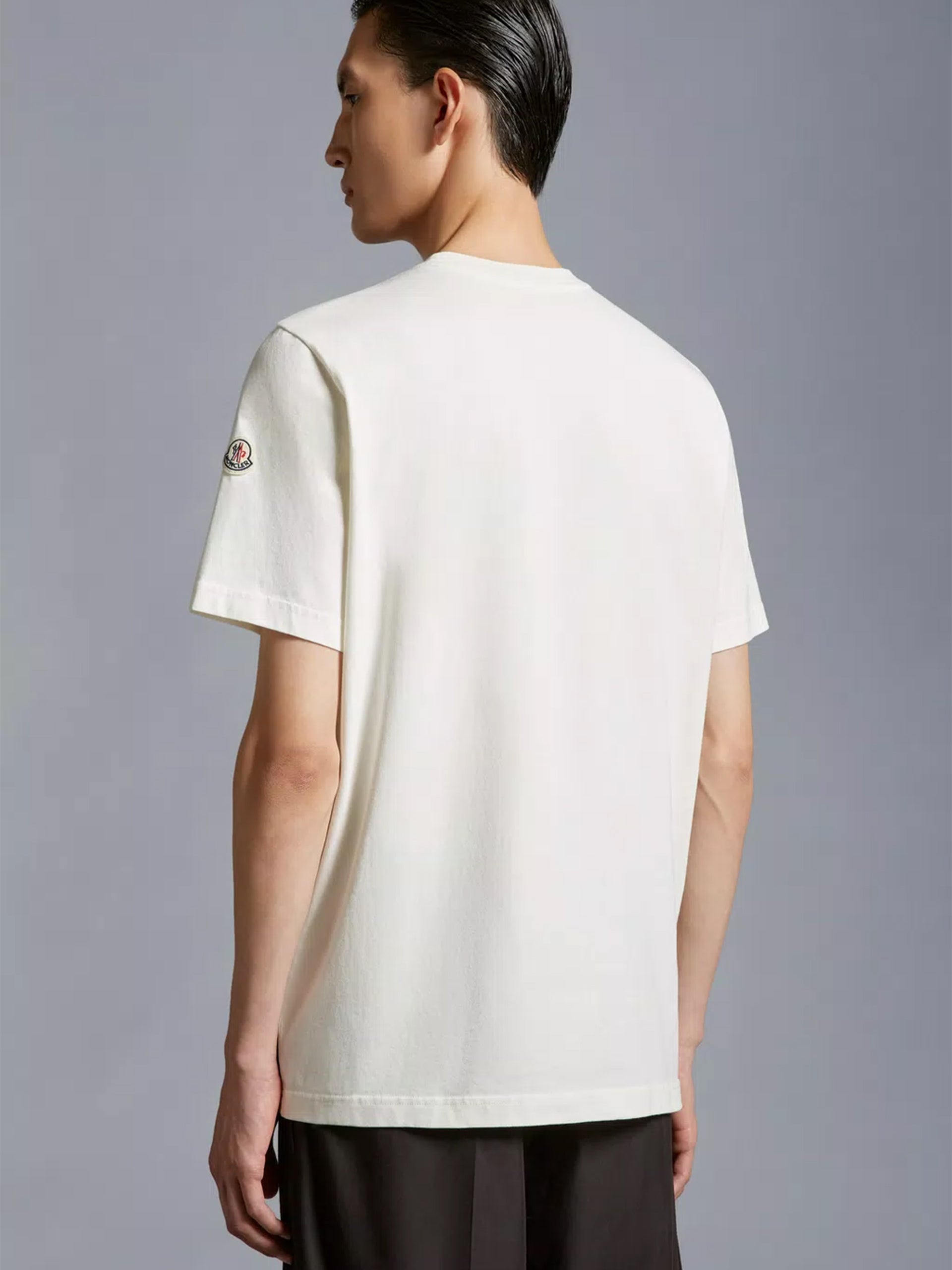 MONCLER - T-Shirt mit Logo-Details Off-White